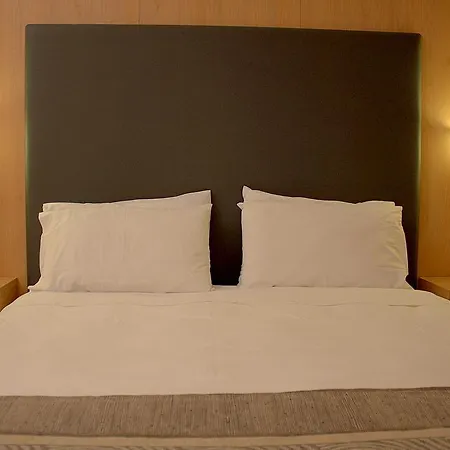 Polis Grand 4* Atenas
