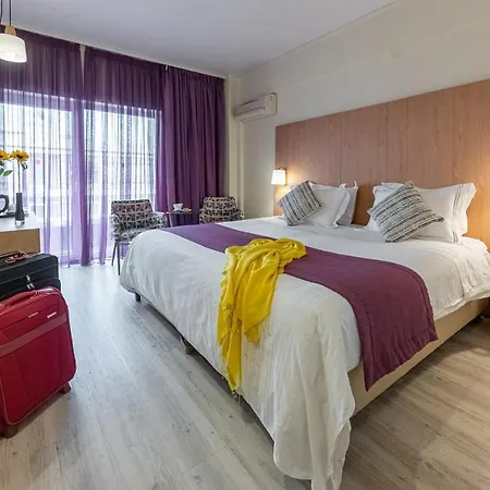 Polis Grand 4* Athens